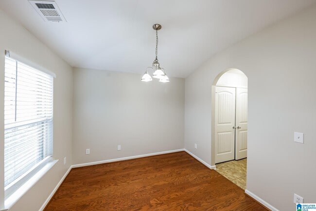 Photo - 6551 Cathwick Way