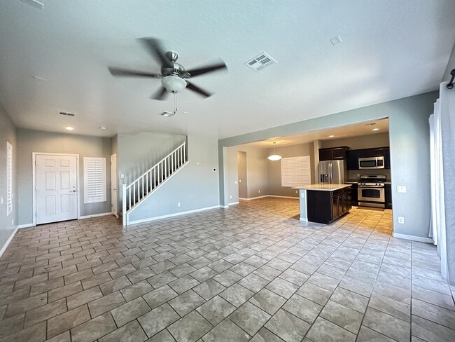 2340 Rue Bienville Way