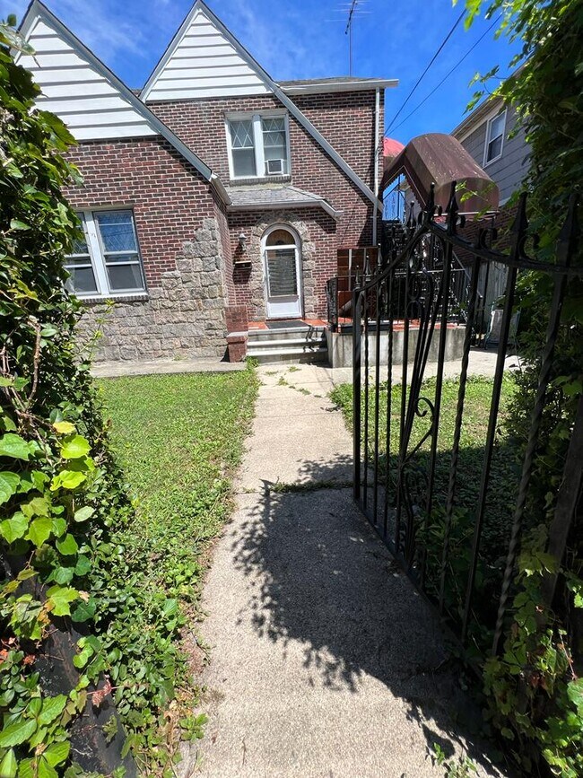 Photo - 4223 193rd St Unit 1FL