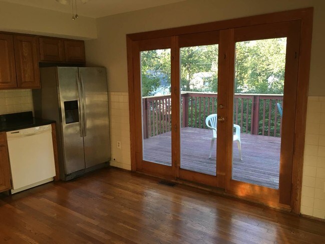 Photo - 1301 Voll Rd