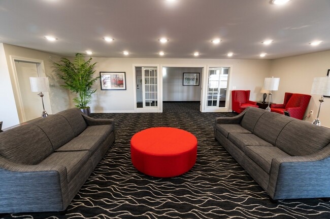 Photo - Windmill Manor