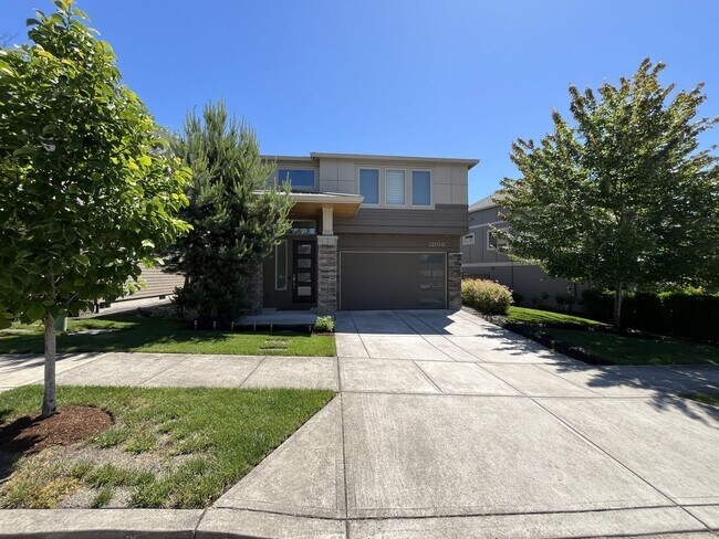 Photo - Elegant South Cooper Mountain Home with 4 Bedrooms, Bonus Room, Main-Level Suite & Designer Finishes