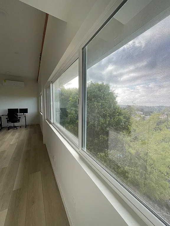 Photo - 3632 Amesbury Rd