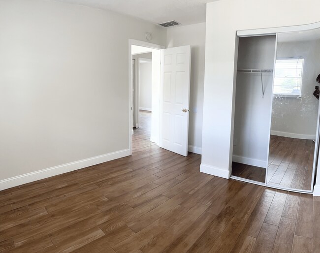 4259 Maine St Unit 4259 Maine St
