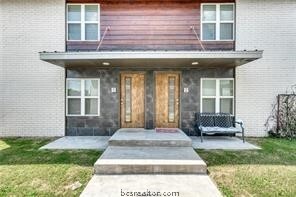502 1st St- - 502 1st St- Rental