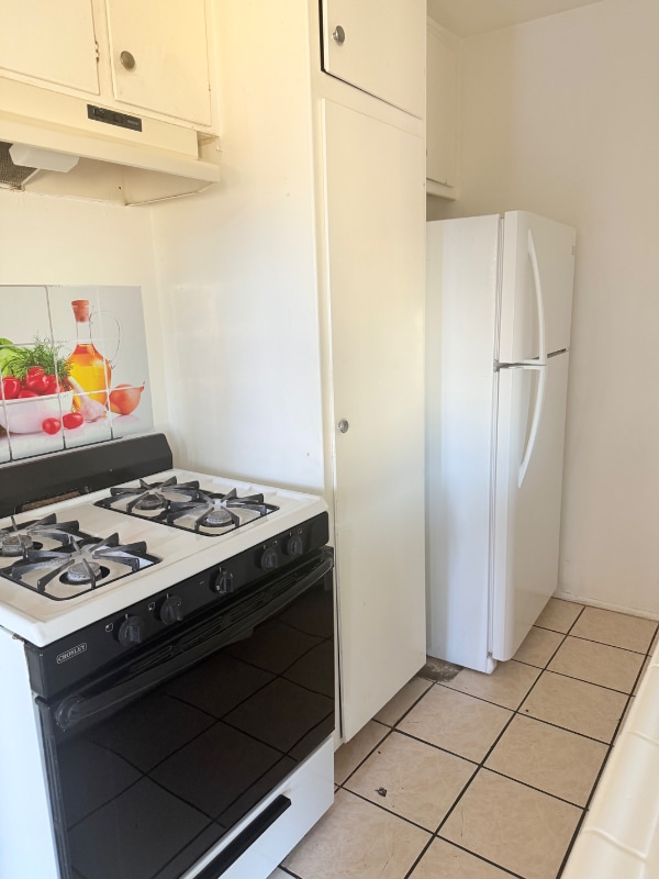 Photo - 11820 Hart St Unidad 5