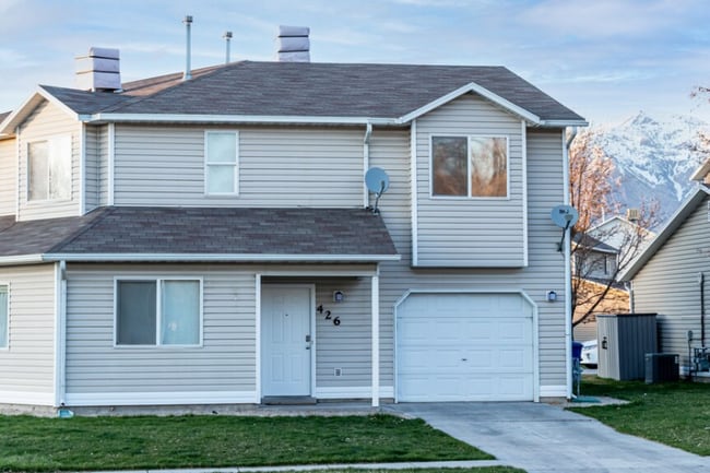 Building Photo - 426 W 600 S Rental