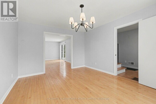 Photo - 5 Arundel Ave