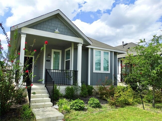 Building Photo - 370 Hortus Dr