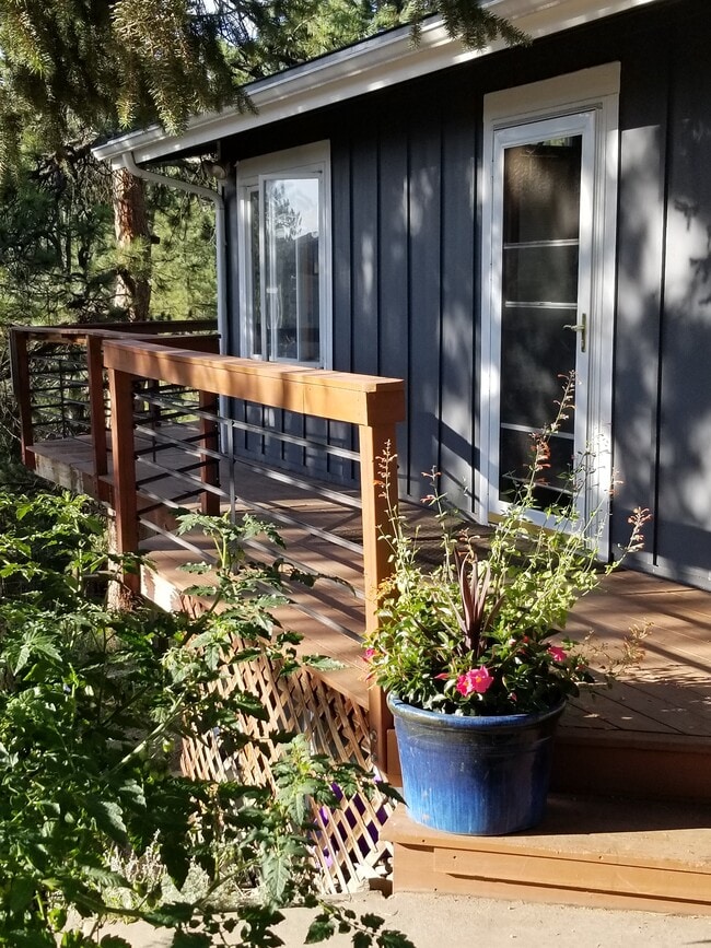 Building Photo - 364 Broken Arrow Rd