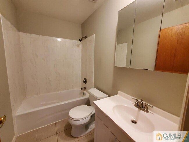 Photo - 1942 Raspberry Ct