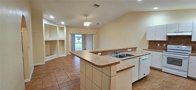 Photo - 3619 SW Santa Barbara Pl