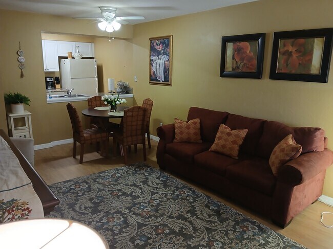 Photo - 9380 Lennex Ln Unit 718