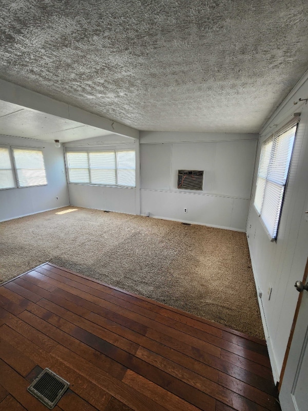 Photo - 201 Chamberlin Dr