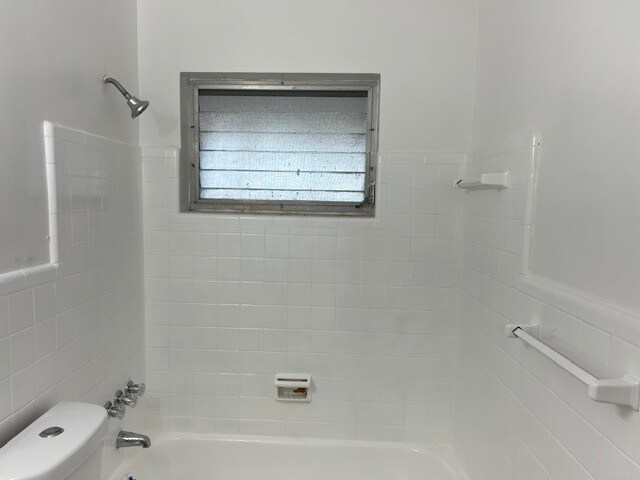 Photo - 2201 N 57th Ave