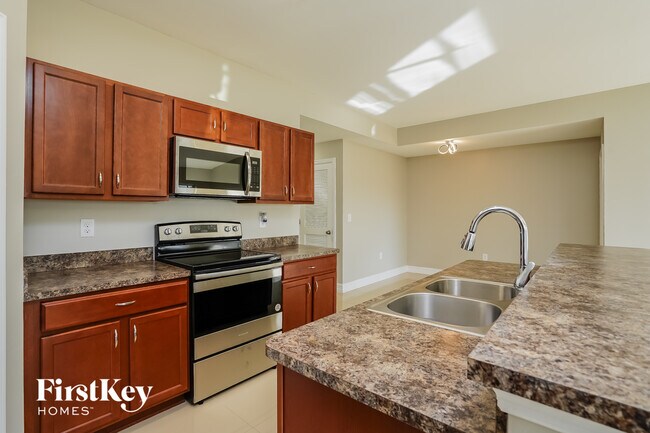 Photo - 601 NW 17th Ave