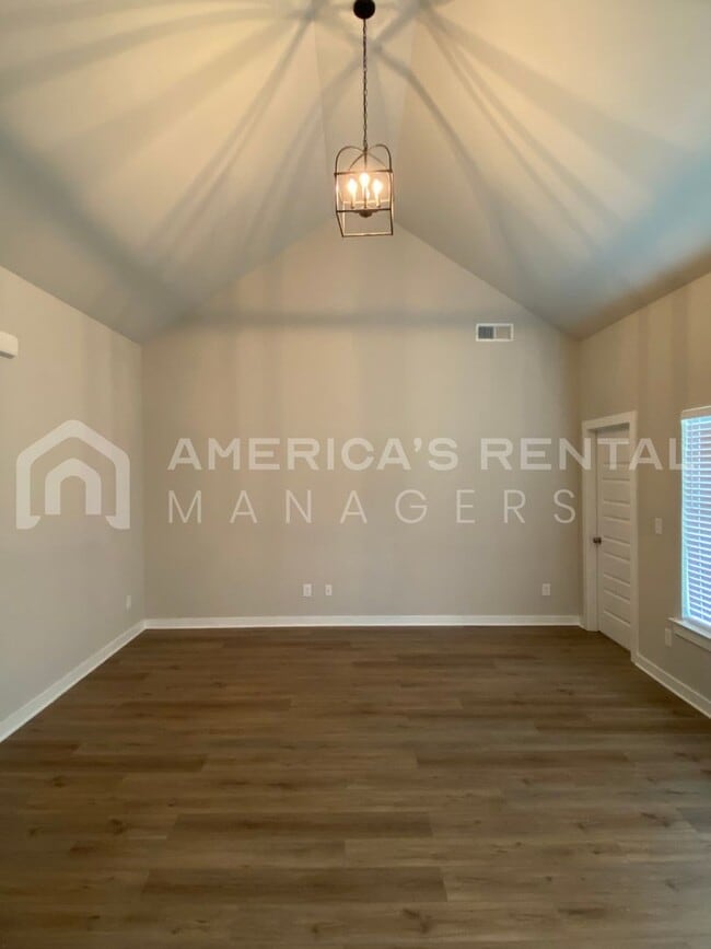 Photo - Home for Rent in Odenville, AL! Available to View with 48 Hours Notice!!