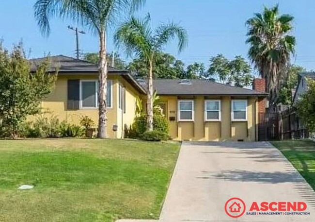 Spacious home located in Northeast Bakersf... - Spacious home located in Northeast Bakersf...