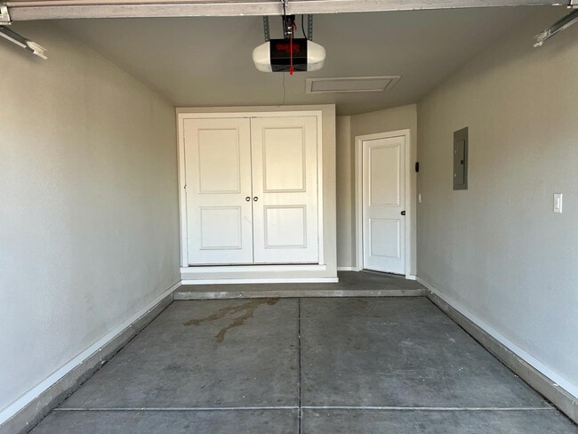 Photo - 2125 N Texas Ave