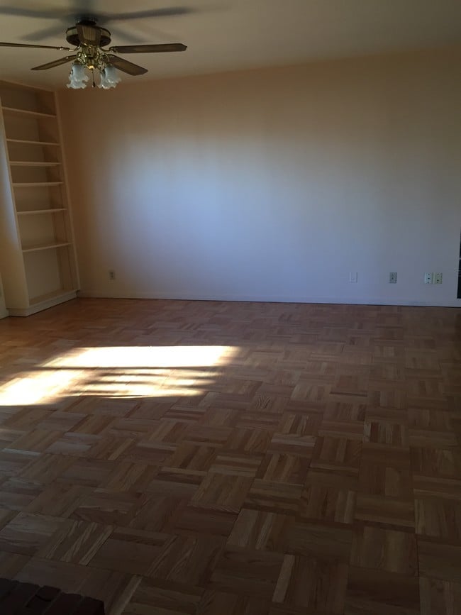 Photo - 5170 NE Willamette Ave