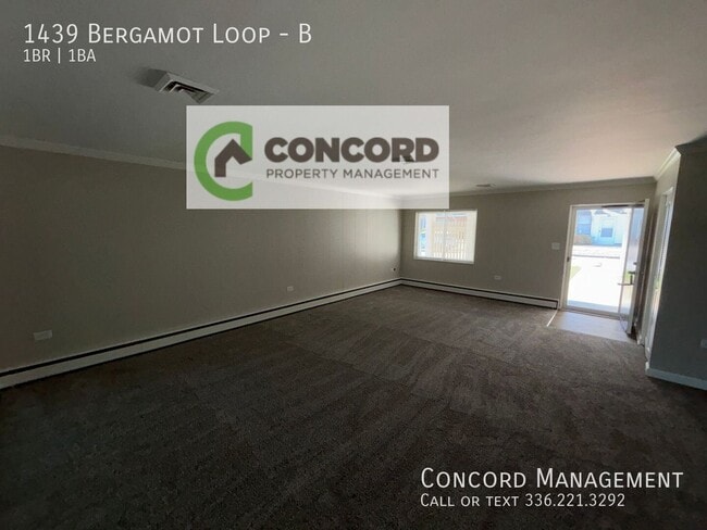 1439 Bergamot Loop Unidad B