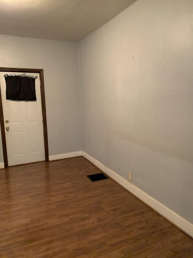 Photo - 773 W Homer St