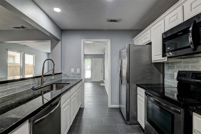 Photo - 1214 Cleveland St