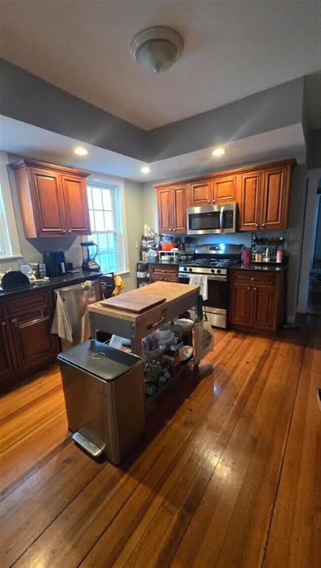 Photo - 835 Fellsway Unidad 1