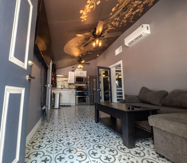 Photo - 2521 N 11th St Unidad 2