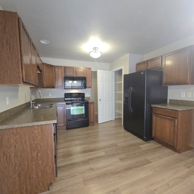 Photo - Townhouse, newly available