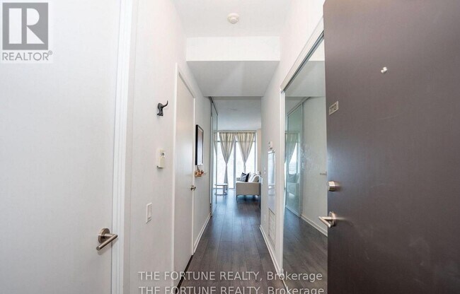 Photo - 103 The Queensway Unit 1712