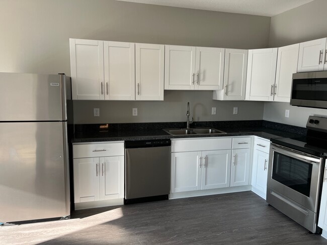 Rising Ridge Apartments