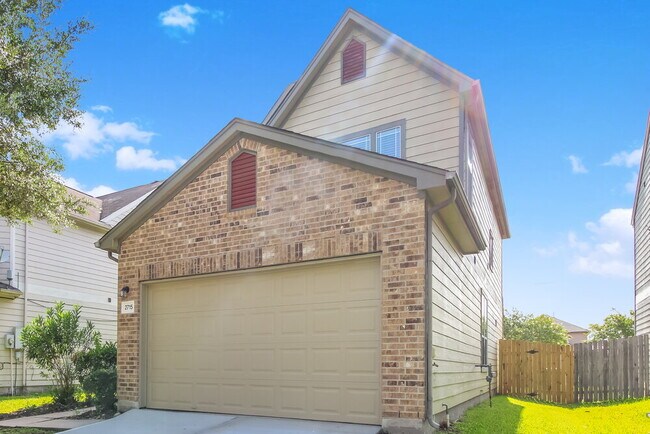 Photo - 2715 Feather Green Trail