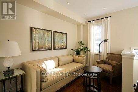 Photo - 2 Fairleigh Crescent