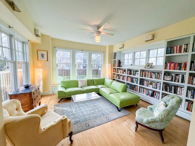 Photo - 3 Howland St Apartment