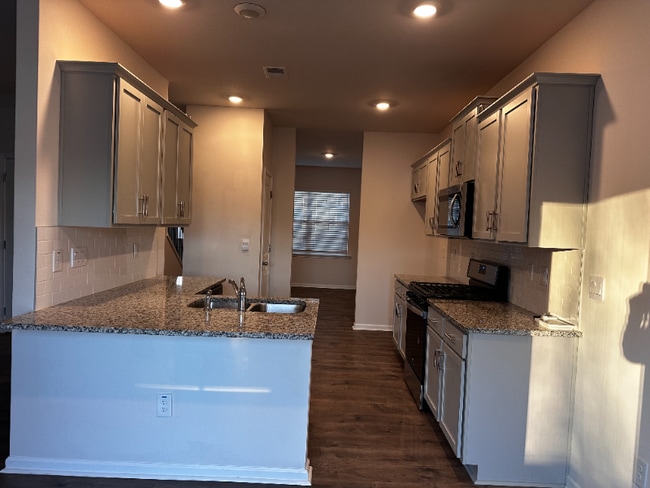 Photo - 3696 Waterford Oak Ct