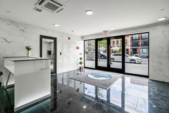 Photo - Hudson Heights