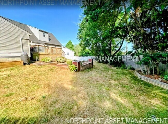 Photo - Beautiful Spacious 4 bed 3.5 bath Family Home