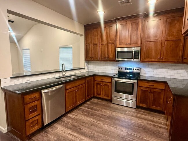 Photo - Beautiful 2 Bed 2 Bath! $500 Off First Ful...