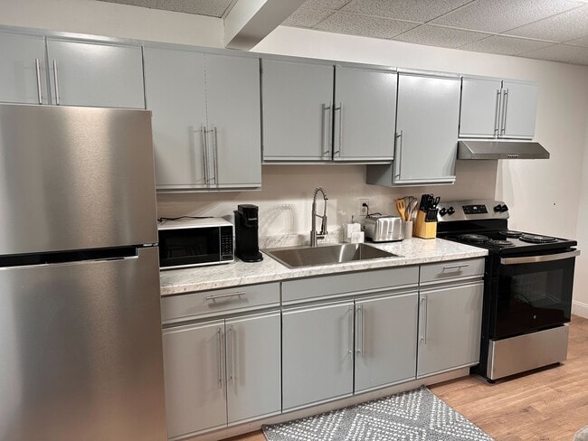 Photo - 310 Union St Unit 4