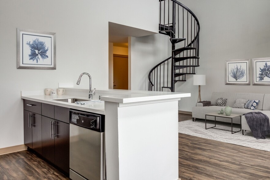 Whidbey Loft 2 Bedroom 2 Bathroom