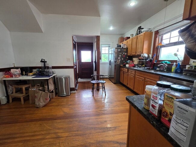 Photo - 251 Winchester St Unit 2