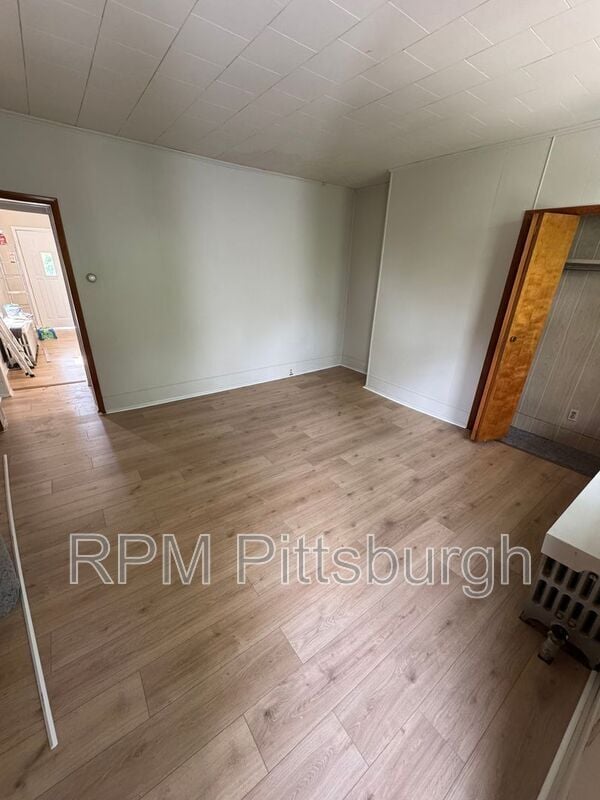 Photo - 1912 Johnson St