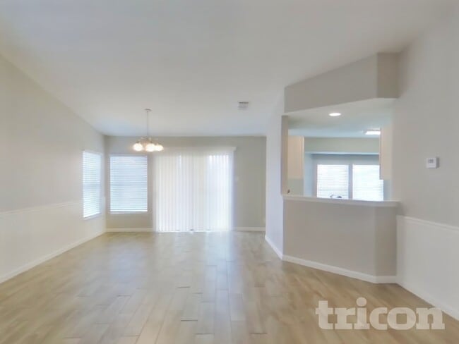 Photo - 7150 Elk Trail