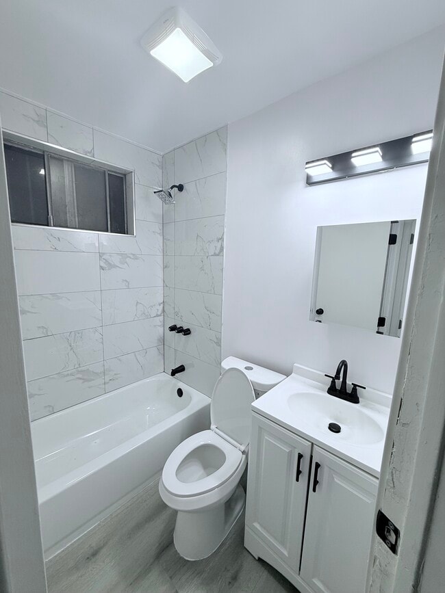 Photo - 5039 Alhambra Ave Unit A