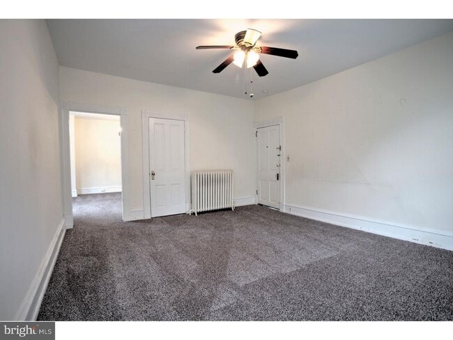 Photo - 2423 Fairview Ave