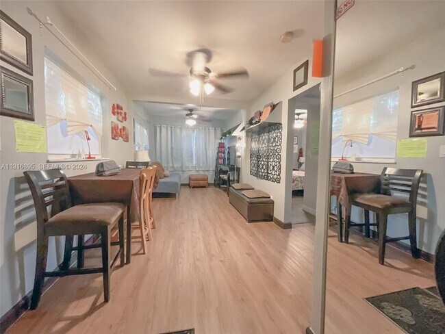 Photo - 3682 SW 26th St