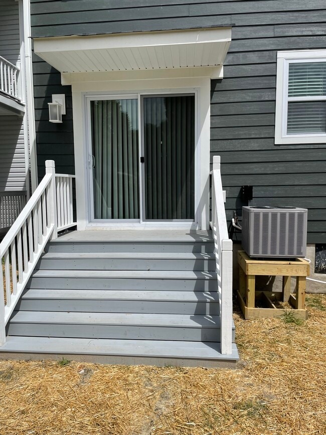 Photo - 1307 W 27th St