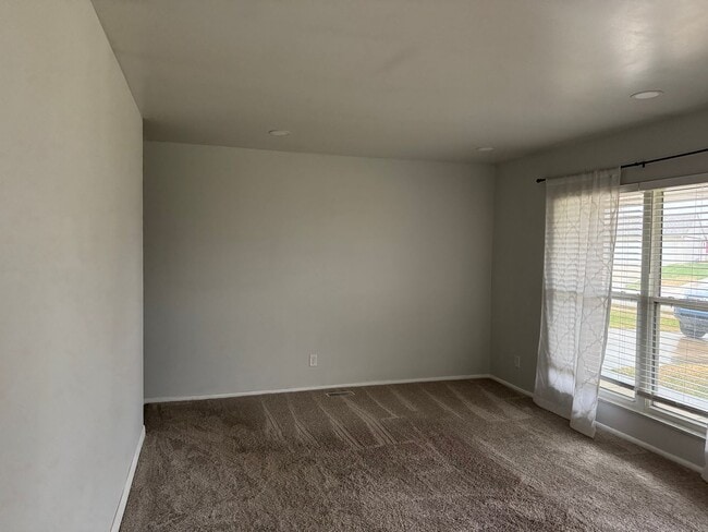 Photo - 3977 Sparkhill Dr