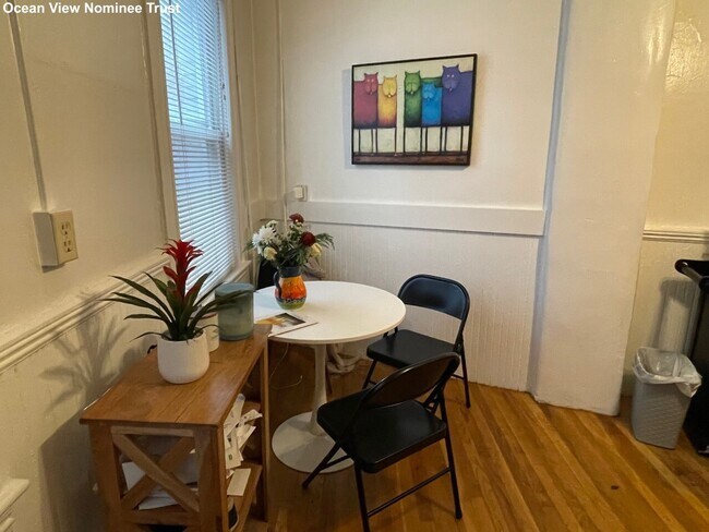 11 Charter St Unit 3R